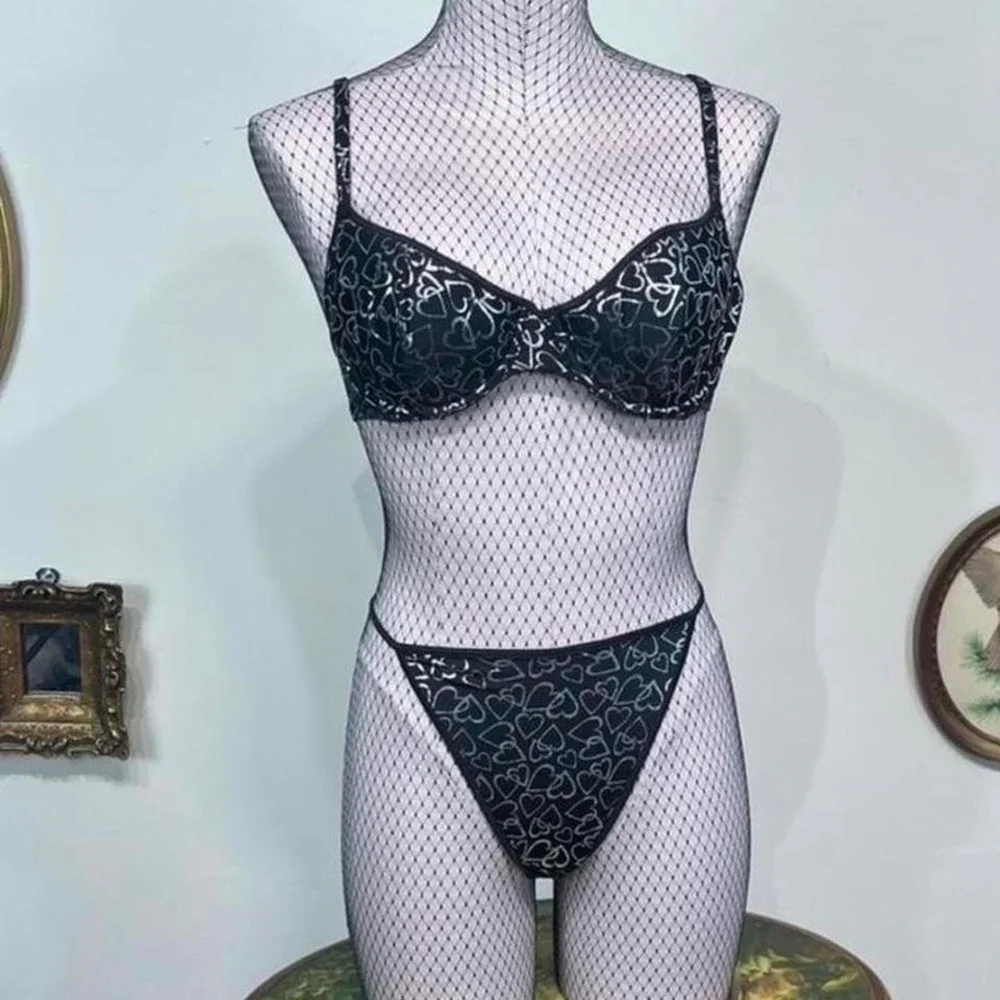 Arella Lingerie Black‎ & Silver Heart Print Bra Thong Set – Y2K Lingeriecore 34B